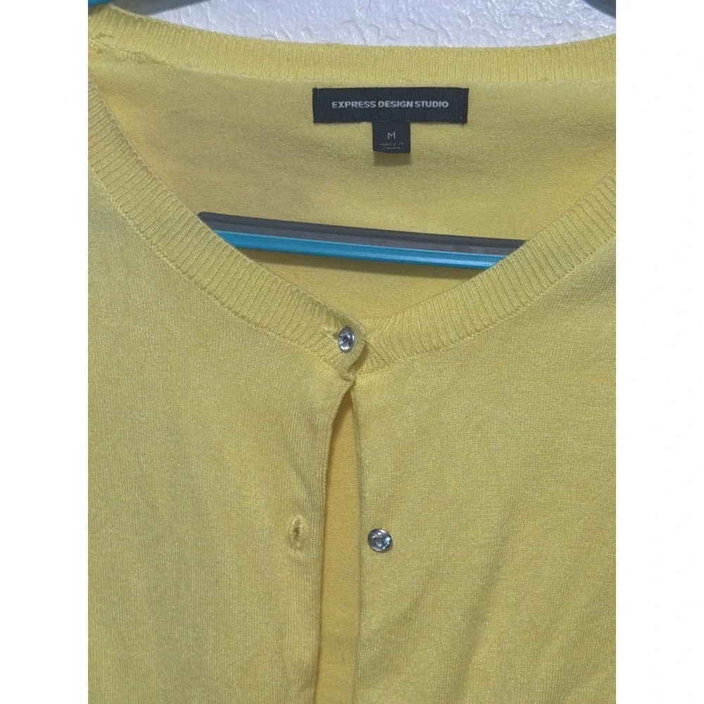 Express‎ Design Studio Yellow Rhinestone Button V-Neck Cardigan Medium RN55285